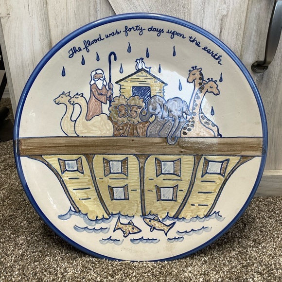 13" Cookie Platter w/Center Holder Noah's Ark by LOUISVILLE Stoneware Kentucky - Picture 1 of 8